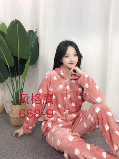 Mickey Printed Pajama Set