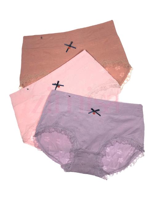 Pack of 3 Lace Bordered Soft Cotton Panty